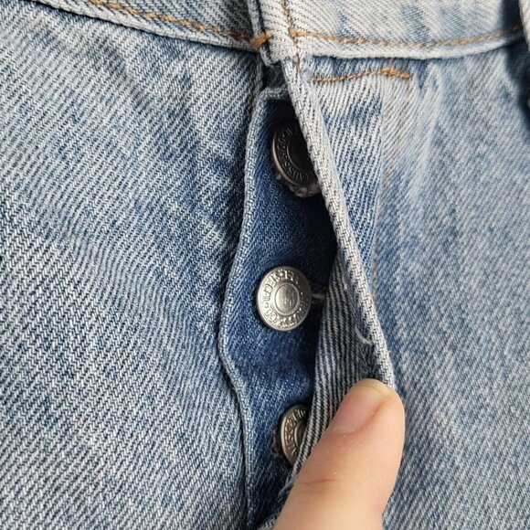 Levi's Button Fly 501 CT Ripped Jean Size 27 - Picture 4 of 14